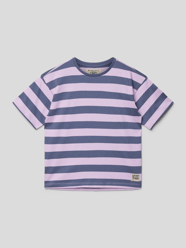 T-shirt w paski od Basefield - 4