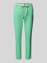 Slim fit stoffen broek met strikceintuur, model 'ALISA' van Rosner Groen - 21