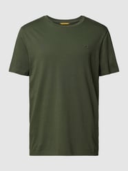 T-shirt z wyhaftowanym logo od camel active Zielony - 44