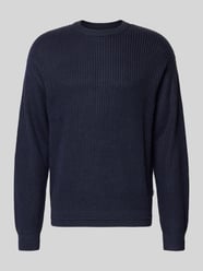 Sweter z dzianiny z okrągłym dekoltem model ‘KAITO’ od JACK & JONES - 18
