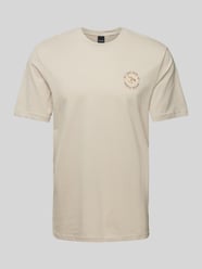 Slim Fit T-Shirt mit Motiv-Print Modell 'BASIC' von Only & Sons Beige - 7