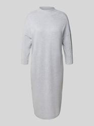 Knielanges Strickkleid mit Stehkragen und 3/4-Arm von comma - 25