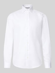 Regular Fit Businesshemd aus Baumwolle mit Kentkragen von Christian Berg Men - 17