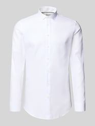 Slim Fit Business-Hemd mit Kentkragen von Jake*s - 1
