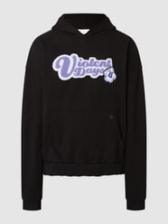 Bluza o kroju oversized z kapturem i napisem  od No Bystanders Czarny - 3