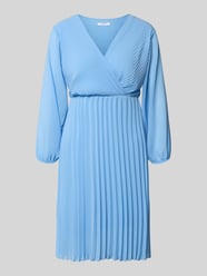 Knielanges Kleid mit Plisseefalten Modell 'Im44sa' von ZABAIONE - 22