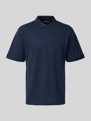 Koszulka polo z krótką listwą guzikową od Jack & Jones - 25