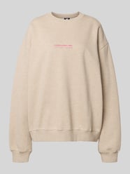 Oversized Sweatshirt mit Rundhalsausschnitt Modell 'Legacy' von Karo Kauer Beige - 24