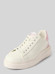 Sneakersy z detalami z logo model ‘ELBINA’ od Guess Fuksjowy - 17