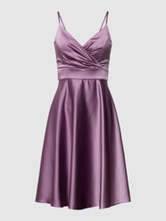 Cocktailkleid mit Taillenpasse von TROYDEN COLLECTION - 40