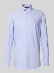 Koszula biznesowa o kroju regular fit z wyhaftowanym logo od Polo Ralph Lauren - 39