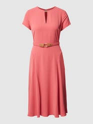 Sukienka o długości do kolan z wycięciem w kształcie łezki od Lauren Ralph Lauren Czerwony - 48