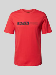 T-Shirt mit Label-Print Modell 'NEO' von Jack & Jones Rot - 47