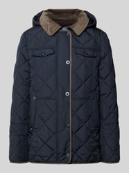 Relaxed Fit Steppjacke mit abnehmbarer Kapuze von Gil Bret - 1