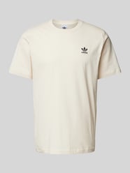 T-Shirt mit Label-Stitching von adidas Originals Beige - 22