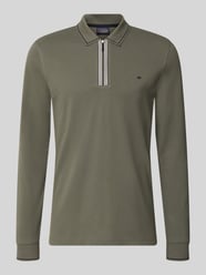 koszulka polo o kroju slim fit z zamkiem błyskawicznym od Christian Berg Men - 46