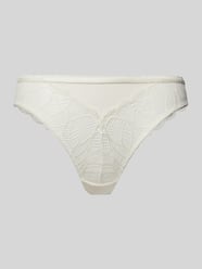 String mit Spitzenbesatz Modell 'Alicia' von LASCANA Beige - 1