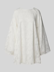 Mini-jurk met vetersluiting aan de achterkant van Gina Tricot - 27