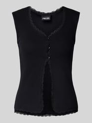 Kamizelka o kroju regular fit z prążkowaniem model ‘TIRADE’ od Pieces - 28