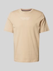T-Shirt mit Label-Print von Jack & Jones Premium Beige - 32