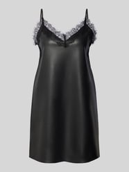 Regular Fit Minikleid mit Spitzenbesatz in Leder-Optik von Gina Tricot - 7