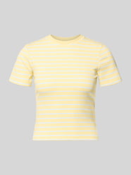 Slim Fit T-Shirt mit Viskose-Anteil Model: 'LUPE' von ONLY - 47