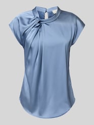 Blouseshirt van satijn met knoopdetail, model 'Fleur Drapy' van Neo Noir - 5