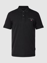 Koszulka polo z haftem model ‘elbas’ od Napapijri Czarny - 18