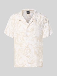 Regular Fit Freizeithemd aus reiner Viskose Modell 'BEACH' von BOSS Beige - 1