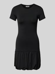 Sukienka T-shirtowa z okrągłym dekoltem model ‘Daisy’ od WEEKDAY - 32