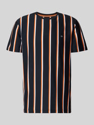 T-shirt w kroju regular fit z haftowanym logo od Christian Berg Men - 38