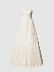 Brautkleid mit floralen Stickereien von Luxuar Weiß - 23