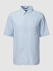 Freizeithemd mit Logo-Stitching von Fred Perry Blau - 26
