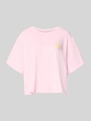 T-shirt met overgesneden schouders model 'GIXY' van American Vintage Fuchsia - 23