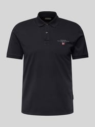 Koszulka polo o kroju regular fit z wyhaftowanym logo model ‘elbas’ od Napapijri - 40