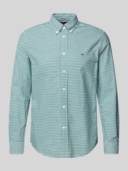 Regular Fit Freizeithemd mit Button-Down-Kragen Modell 'HERITAGE' von Tommy Hilfiger Grün - 41