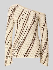 Sweter z dzianiny na jedno ramię model ‘Laren’ od LeGer - 6