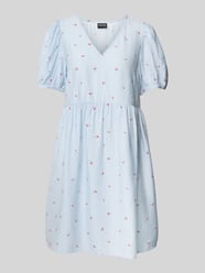 Sukienka casualowa o luźnym kroju z mieszanki wiskozy model ‘FIONNA’ od Pieces - 15