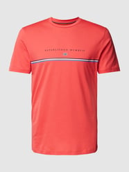 T-shirt met statementprint van Christian Berg Men Rood - 24