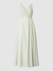 Abendkleid mit floraler Spitze von Laona Grün - 41