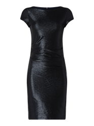 Cocktailkleid in Metallic-Optik von Swing - 1