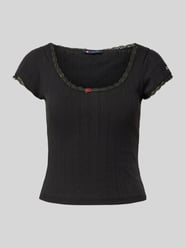 T-Shirt in Strick-Optik Modell 'POINTELLE' von Tommy Jeans - 12