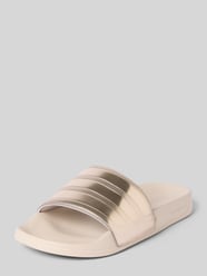 Klapki basenowe z Metalicznym detal Model 'ADILETTE SHOWER' od adidas Sportswear - 26