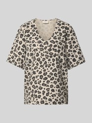 Bluzka o kroju regular fit z dekoltem w serek model ‘Lavisco’ od FREE/QUENT - 15