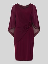 Tailliertes Cocktailkleid mit Strasssteinbesatz von Vera Mont - 1