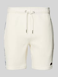 Regular Fit Cordshorts mit Logo-Badge Modell 'TOMATRO' von Ellesse - 8