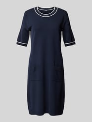 Knielanges Strickkleid mit aufgesetzten Taschen Modell 'Kaleo' von JOOP! Blau - 39