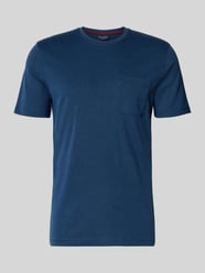 T-shirt z okrągłym dekoltem i Brustaszą od Christian Berg Men - 16