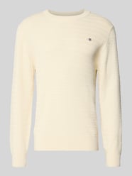 Sweter z dzianiny z fakturowanym wzorem i wyhaftowanym logo od GANT - 8