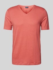 T-Shirt mit V-Ausschnitt von OLYMP Level Five Orange - 41